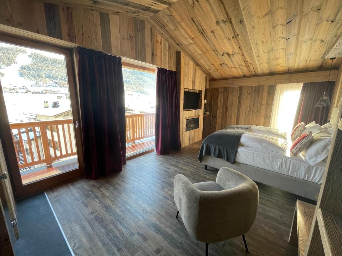 Hotel Piccolo Tibet リヴィーニョ エクステリア 写真