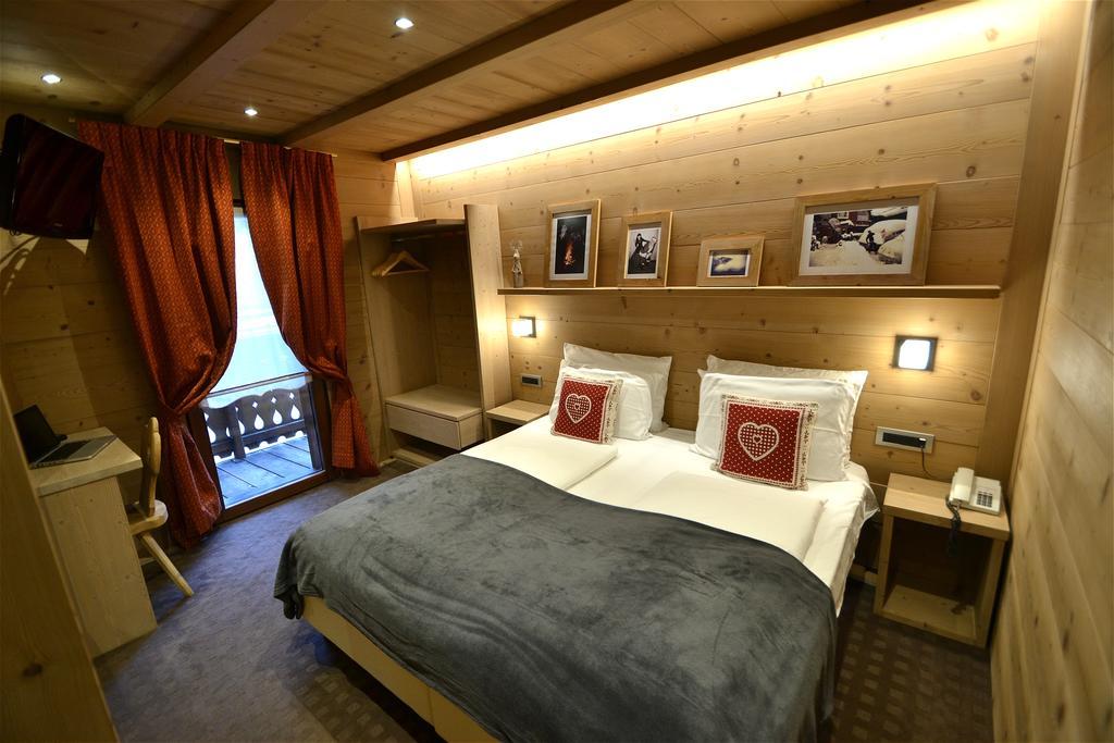 Hotel Piccolo Tibet リヴィーニョ 部屋 写真